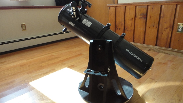 Orion StarBlast 6 Tabletop Dobsonian Telescope Reviewed